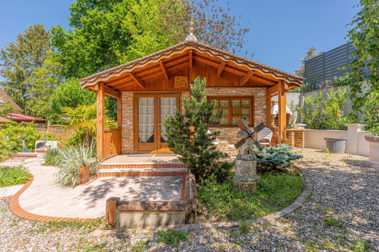 Montevrain Cottage Exterior foto