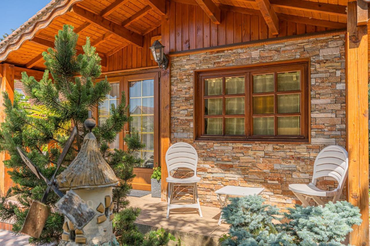 Montevrain Cottage Exterior foto